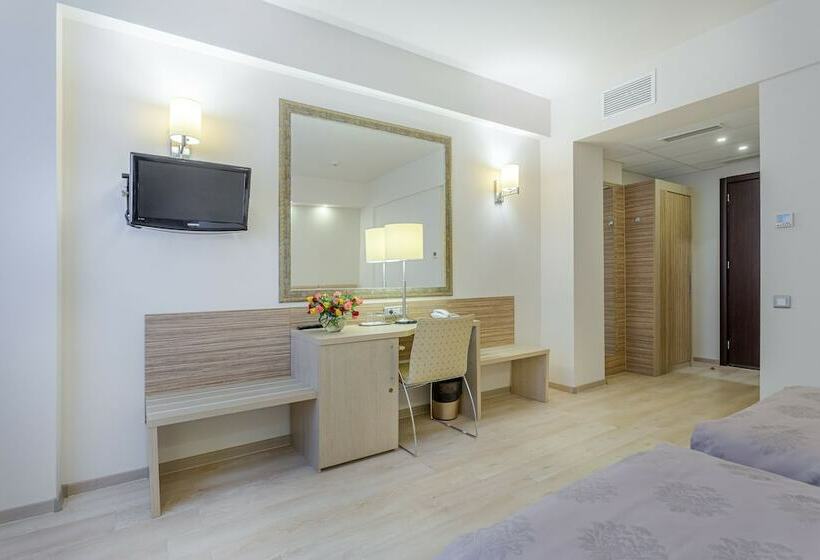 Номер Стандарт, Rin Airport