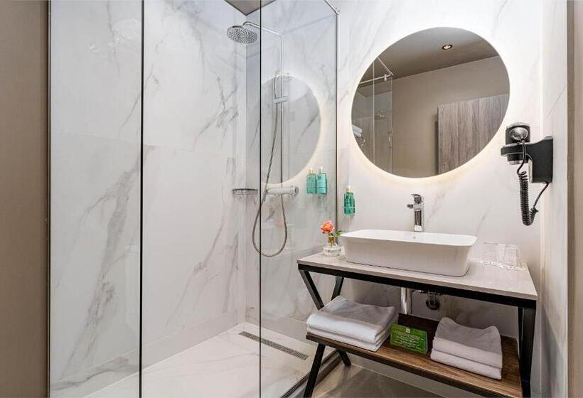 수피리어 룸, Rin Airport