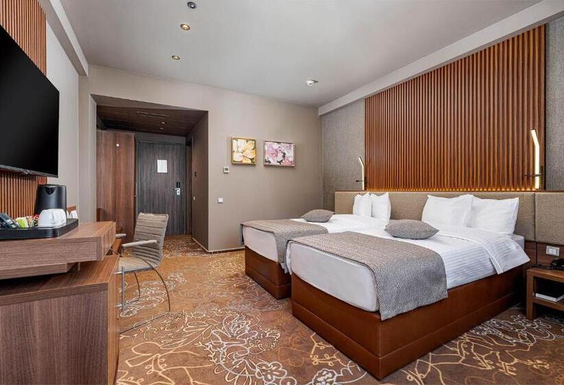 수피리어 룸, Rin Airport