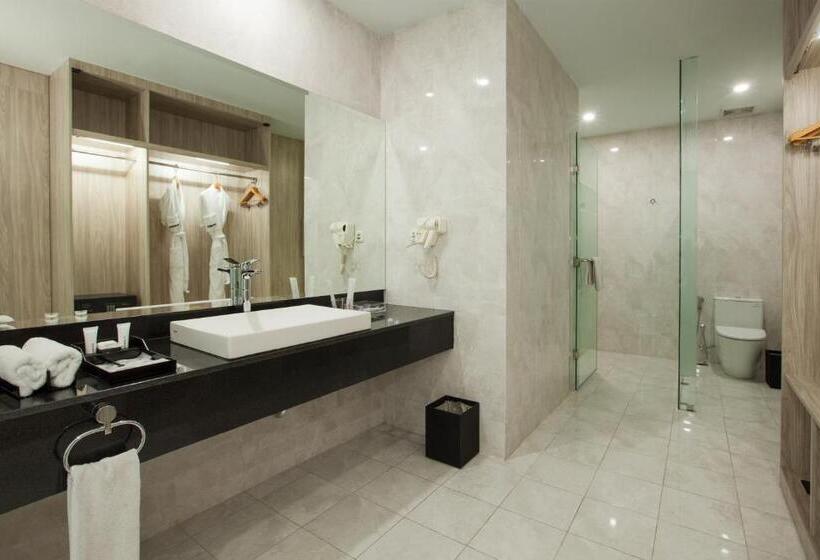 스탠다드 스튜디오, Sparks Life Jakarta, Artotel Curated