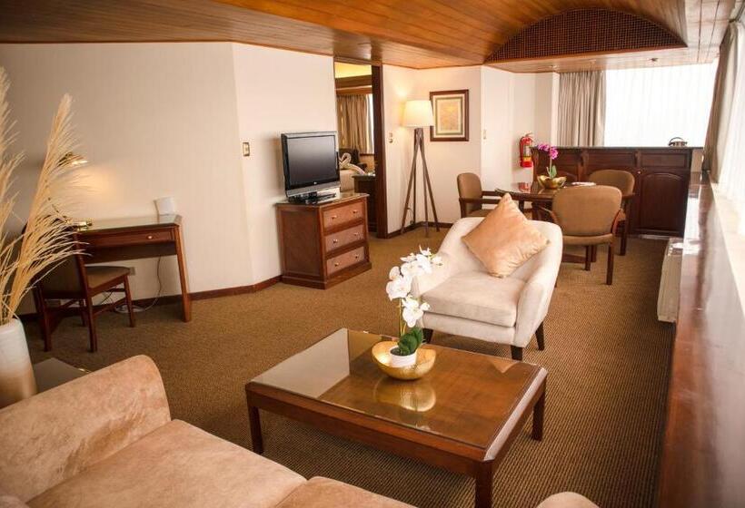 シニアスイート, J&a Classic