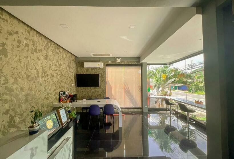 Camera Deluxe con Balcone, Tall Tree Kata Phuket