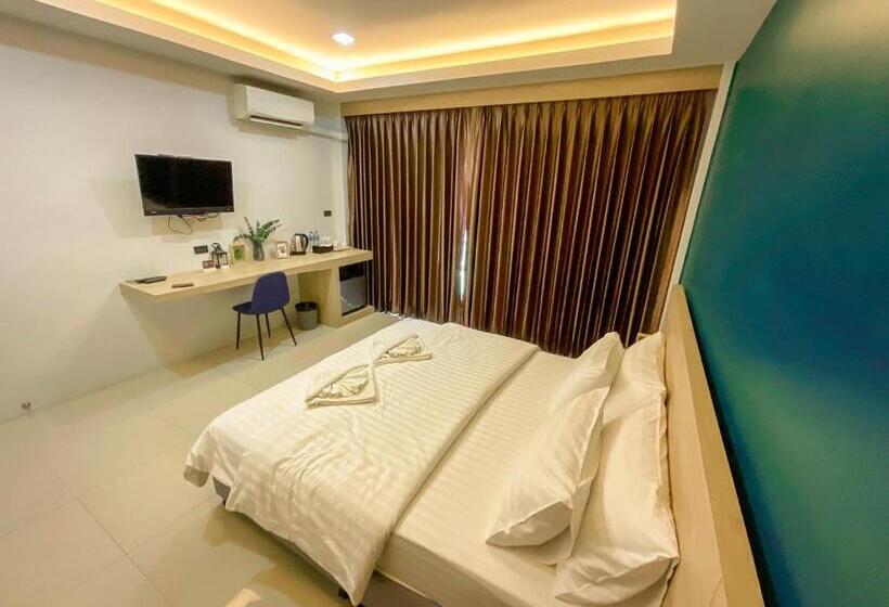 Camera Deluxe con Balcone, Tall Tree Kata Phuket