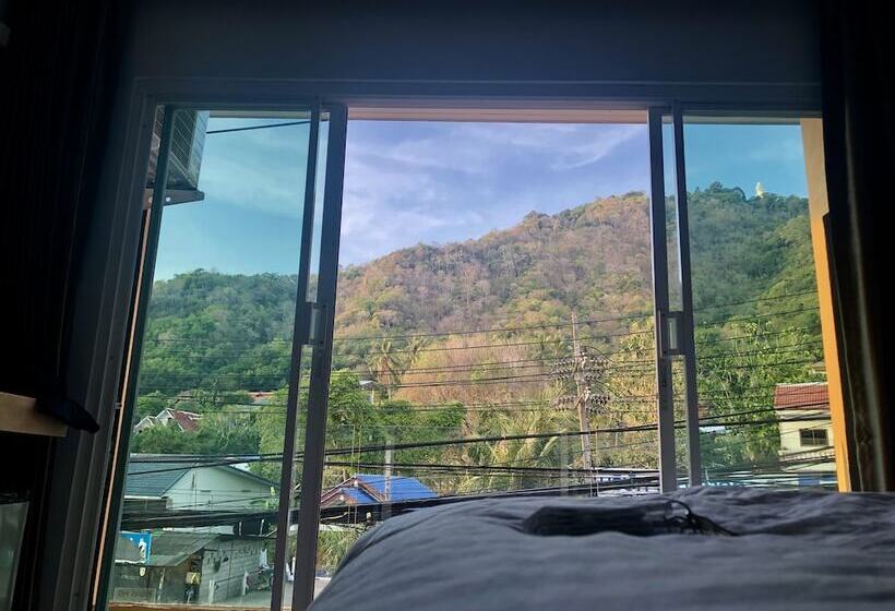 Camera Deluxe con Balcone, Tall Tree Kata Phuket