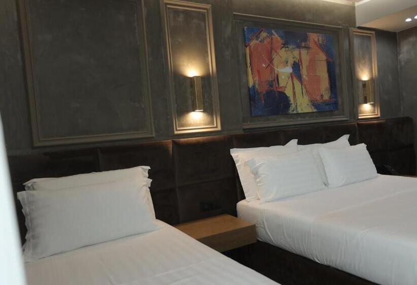 חדר דלוקס לשלושה, Ap Hotel Boutique