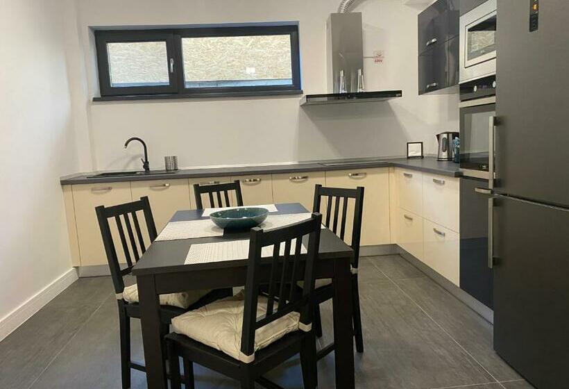 Апартаменты 1 Спальня Вид на Сад, Enjoy Life Apartments