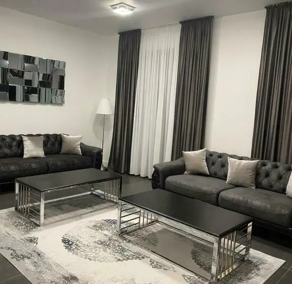庭の見える1ベッドルームアパートメント, Enjoy Life Apartments