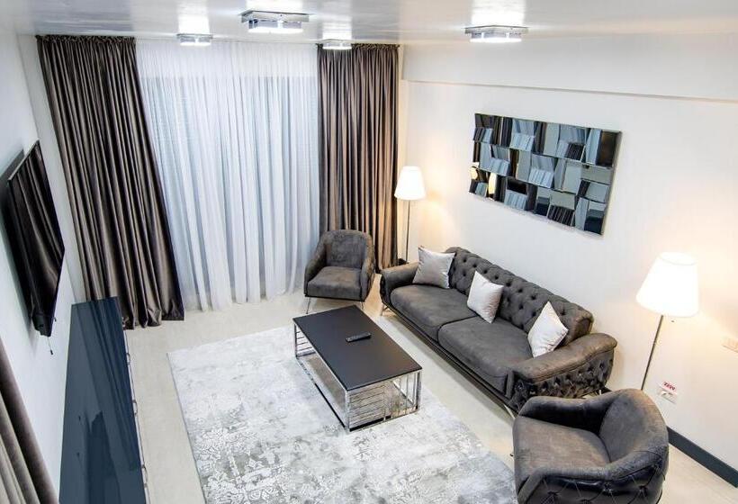 Апартаменты 1 Спальня с Террасой, Enjoy Life Apartments