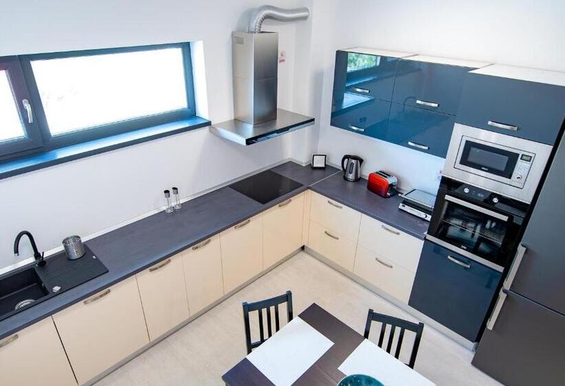 آپارتمان 1 خوابه با بالکن, Enjoy Life Apartments