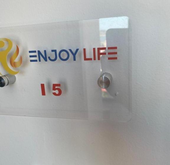 آپارتمان 2 خوابه, Enjoy Life Apartments