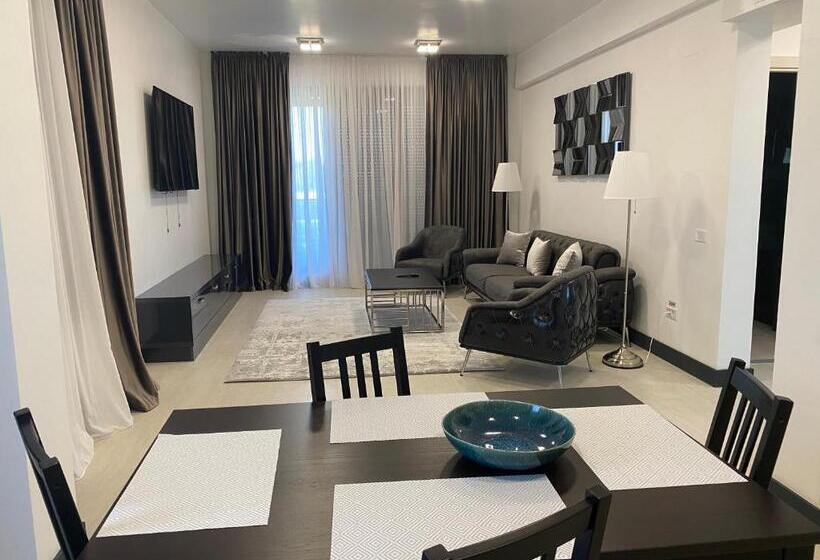 Апартаменты 1 Спальня с Балконом, Enjoy Life Apartments