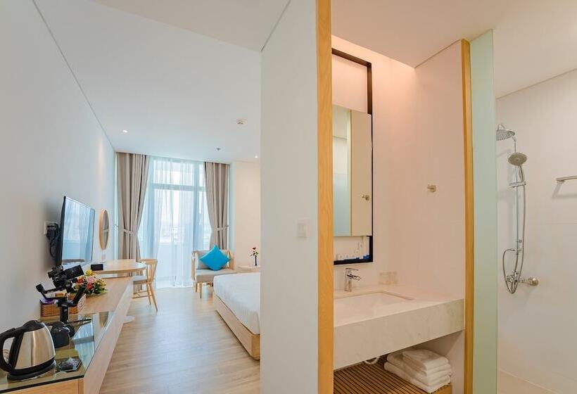 חדר דלוקס, Hải âu Biên Cương