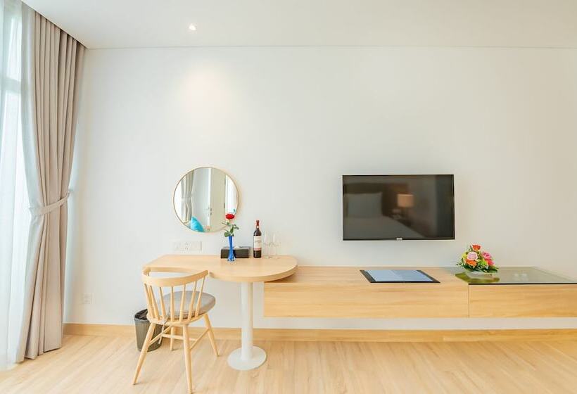 חדר דלוקס, Hải âu Biên Cương