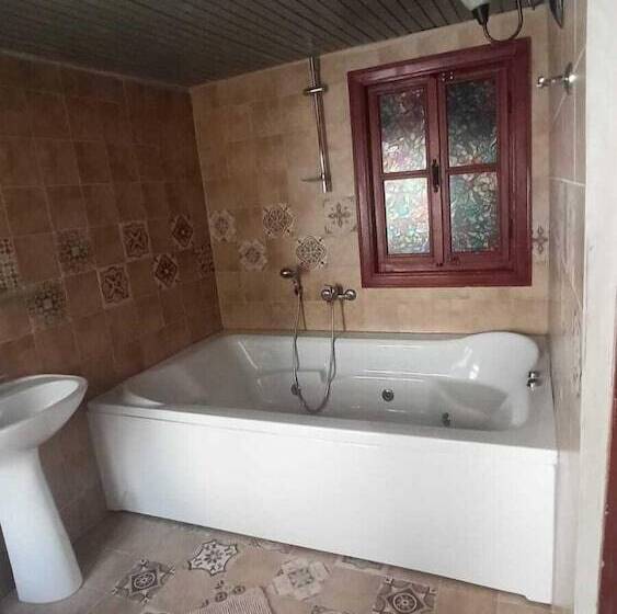 Quarto Deluxe, Meglen Konak