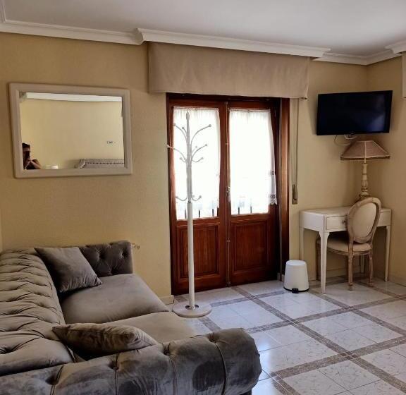 4인용 스탠다드 룸, Casa De Huéspedes Vecinodecerbantes