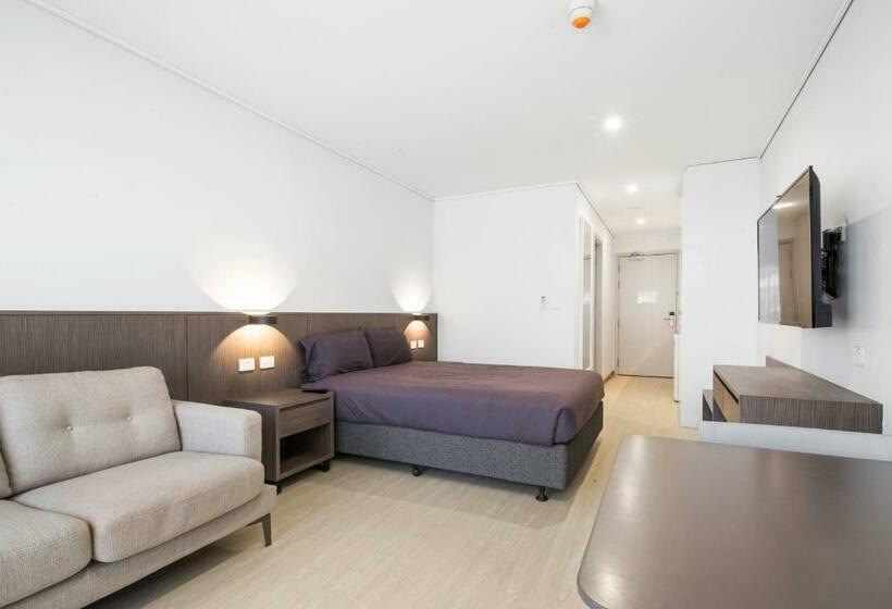 سوییت اجرایی, Velocity Motel & Bistro Wa