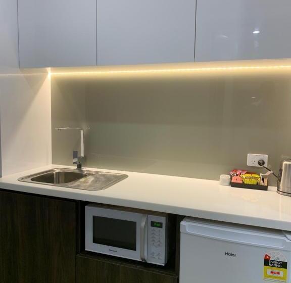 سوییت اجرایی, Velocity Motel & Bistro Wa