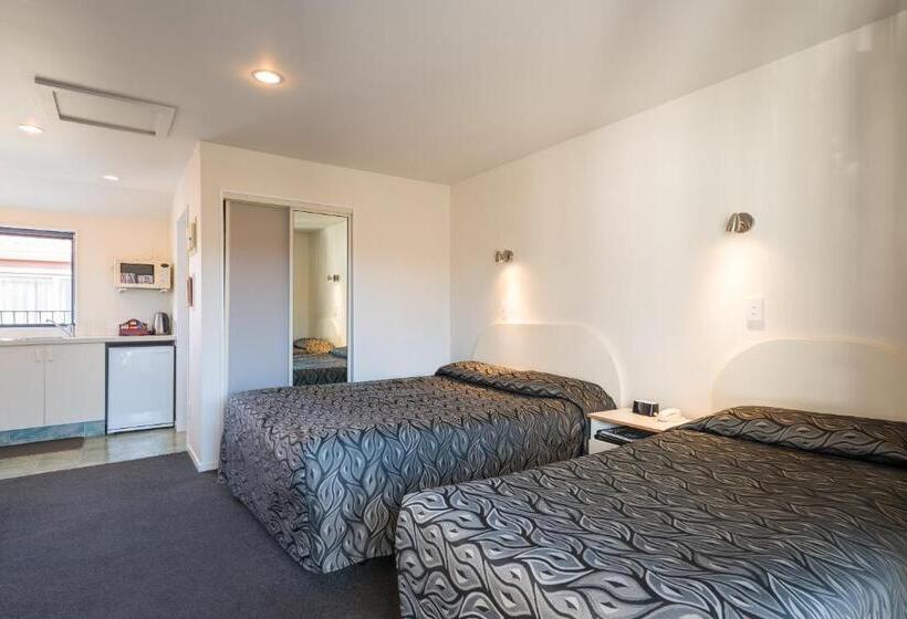 Номер Стандарт Трехместный, Annabelle Court Motel