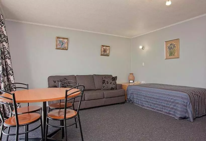 Huoneisto 1 Makuuhuone, Coronation Park Motels