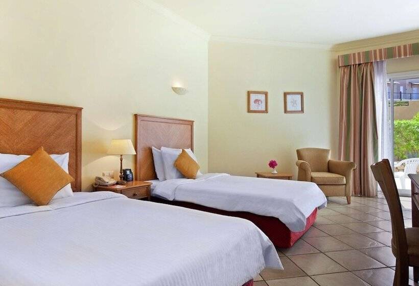 Standard Szoba, Doubletree By Hilton Sharm El Sheikh Sharks Bay Resort