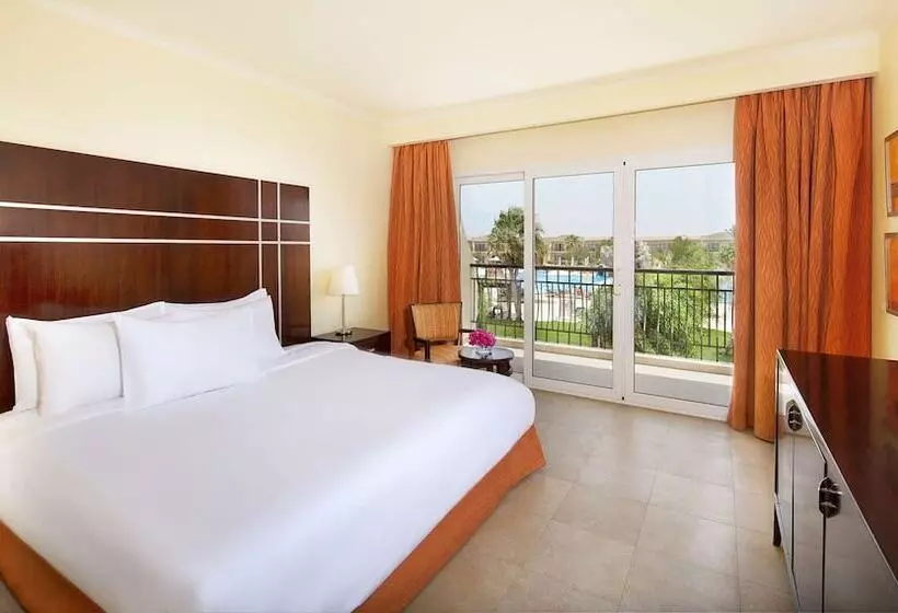 コネクティングルーム（家族用）。, DoubleTree by Hilton Sharm El Sheikh - Sharm Bay