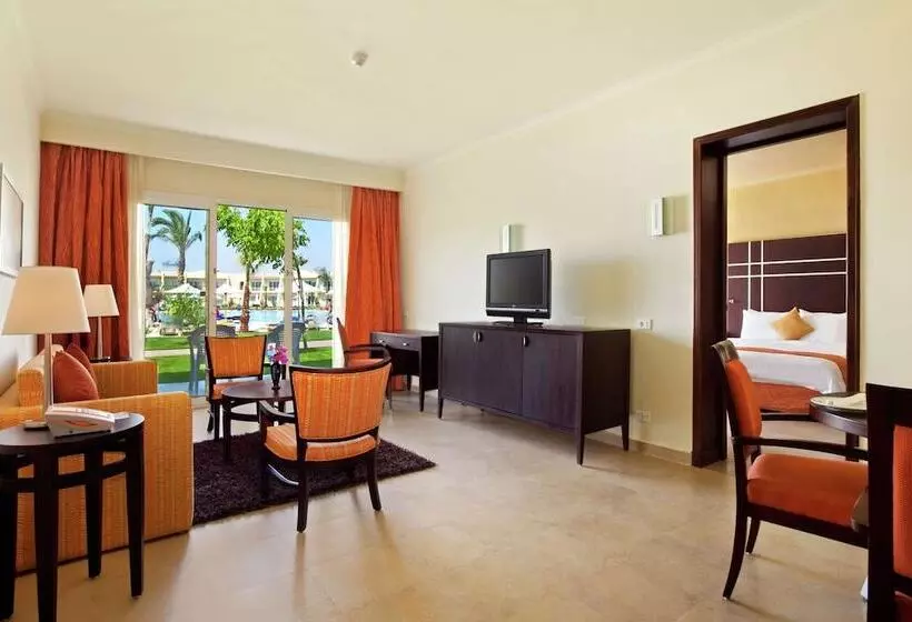 プールビュースイート, DoubleTree by Hilton Sharm El Sheikh - Sharm Bay