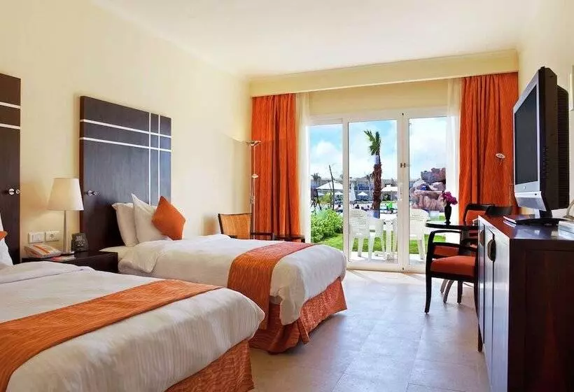 プールの見えるデラックスルーム, DoubleTree by Hilton Sharm El Sheikh - Sharm Bay