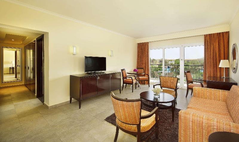 Deluxe Családi Szoba, Doubletree By Hilton Sharm El Sheikh Sharks Bay Resort