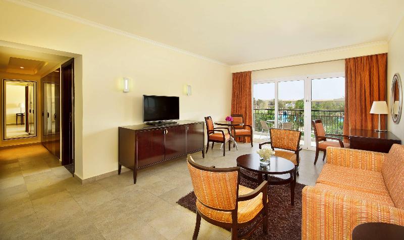 اتاق لوکس خانوادگی, Doubletree By Hilton Sharm El Sheikh  Sharks Bay Resort