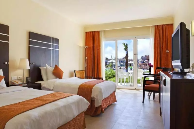 プールの見えるデラックスルーム, DoubleTree by Hilton Sharm El Sheikh - Sharm Bay