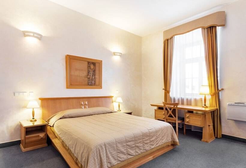 اتاق لوکس, Atrium Suites