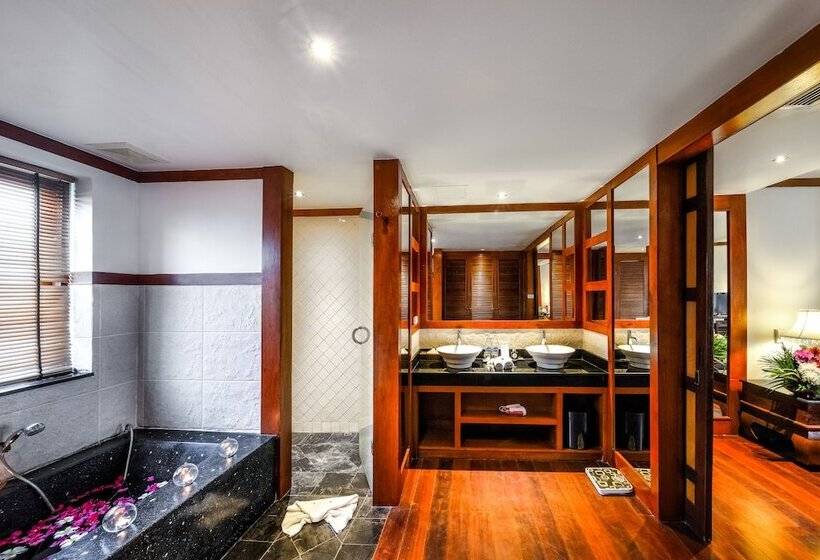 Номер Deluxe Вид на Бассейн, Baan Yin Dee Boutique Resort Phuket   Sha Plus