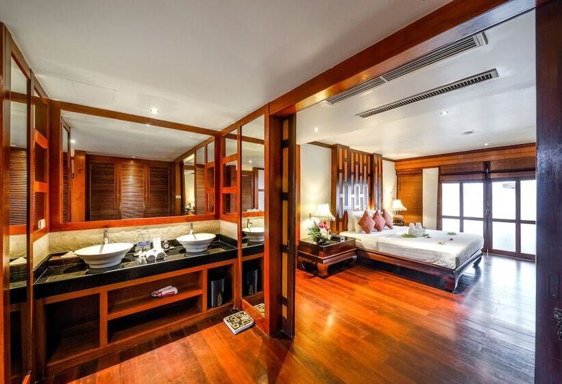 Номер Deluxe Вид на Бассейн, Baan Yin Dee Boutique Resort Phuket   Sha Plus