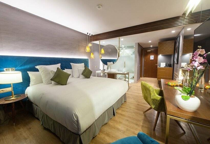 带泳池观景的豪华房, Barcelo Anfa Casablanca