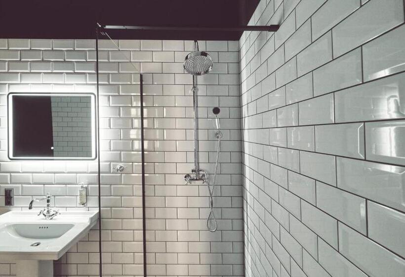 سوییت جونیور لوکس, Domus Balthasar Boutique