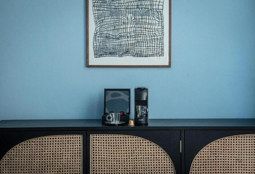 سوییت جونیور لوکس, Domus Balthasar Boutique