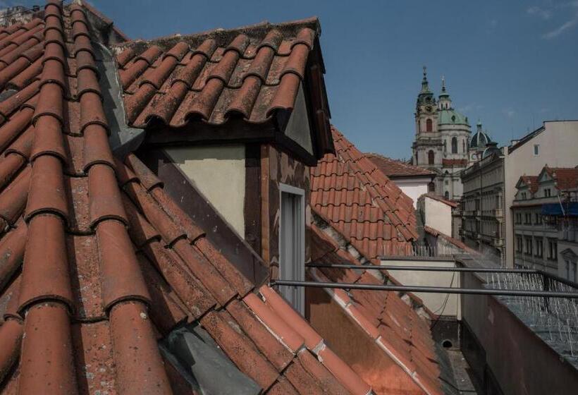 اتاق لوکس با چشم‌انداز, Domus Balthasar Boutique