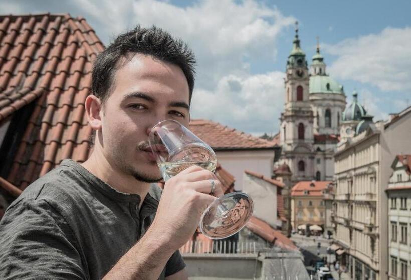 اتاق لوکس با چشم‌انداز, Domus Balthasar Boutique