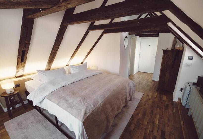 اتاق لوکس با چشم‌انداز, Domus Balthasar Boutique