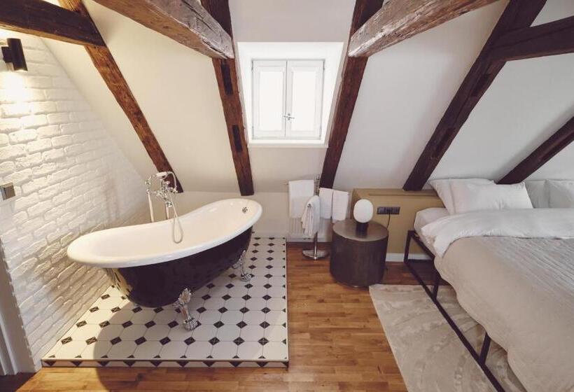 اتاق لوکس, Domus Balthasar Boutique