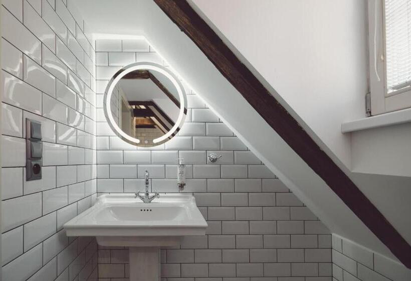 اتاق لوکس با چشم‌انداز, Domus Balthasar Boutique
