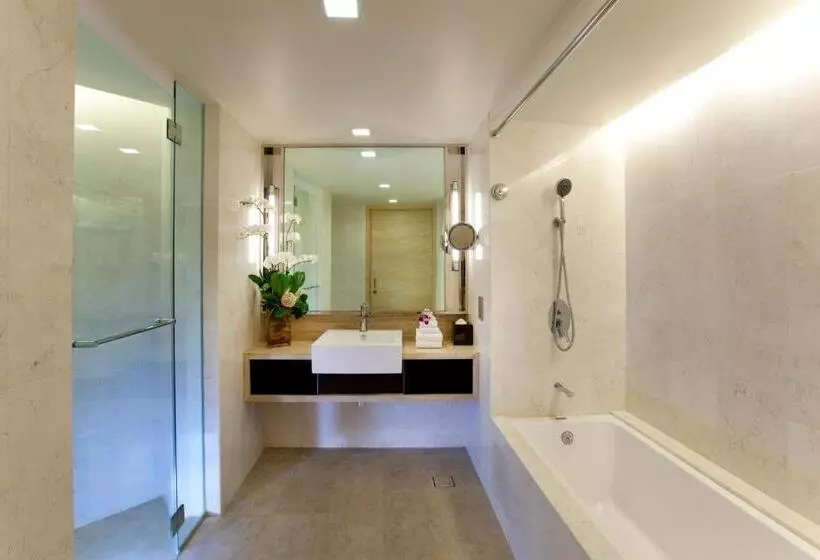 سوییت اجرایی, Dorsett Grand Subang