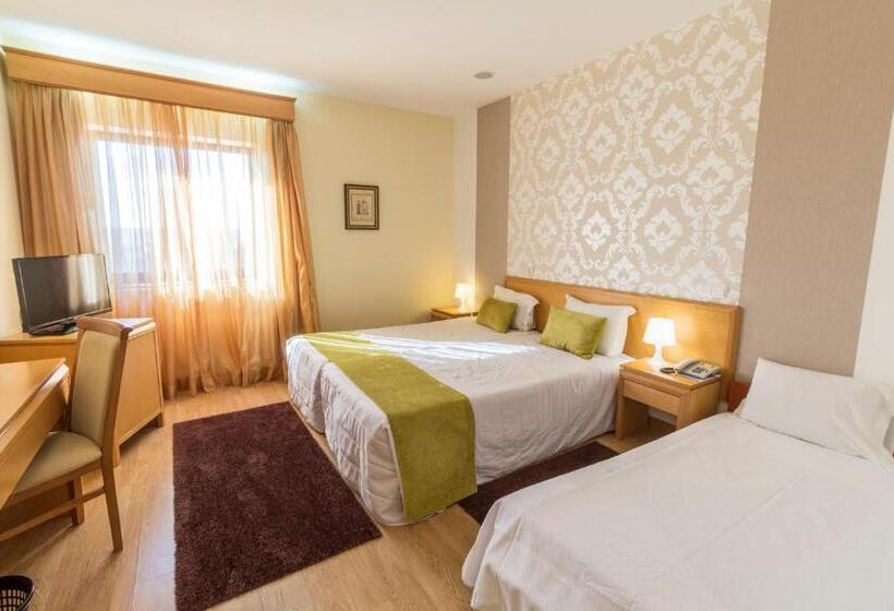 غرفة قياسية, Eurosol Alcanena