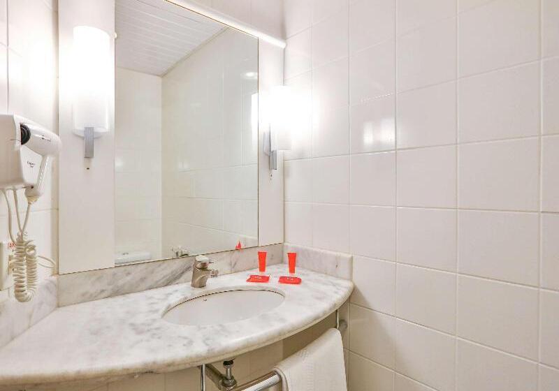 Номер Стандарт, Ibis Maringa