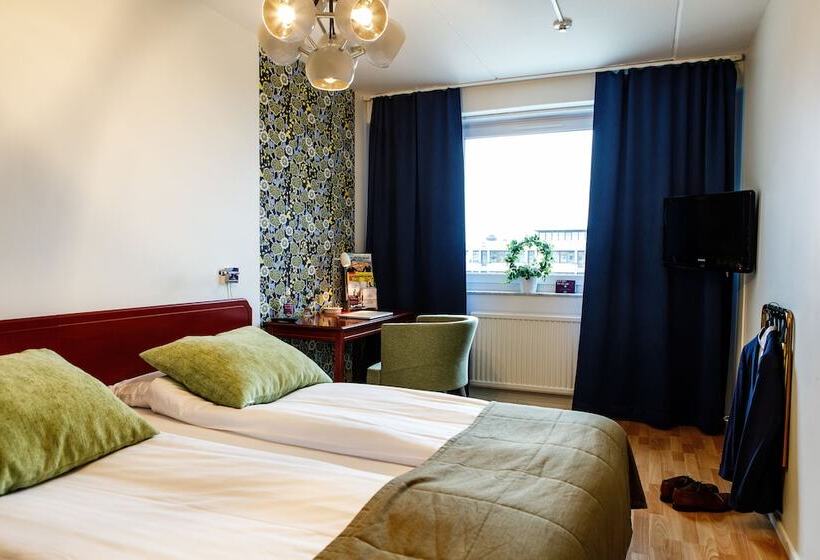 Standart Oda, L Nissastigen