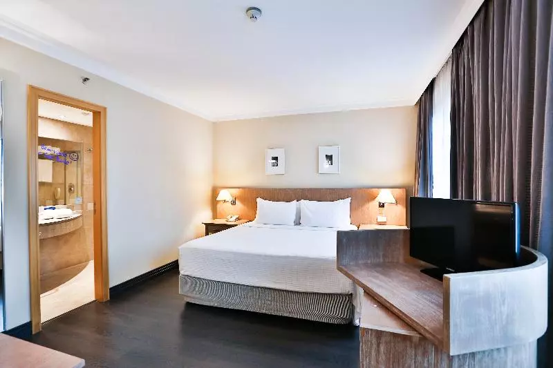 اتاق سوپریور, Park Inn By Radisson Berrini