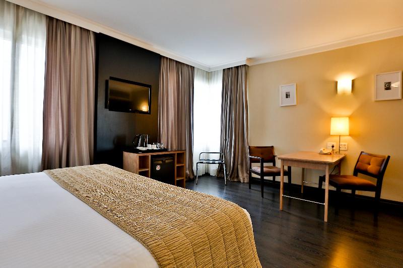 اتاق لوکس, Park Inn By Radisson Berrini