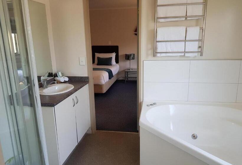 شقة غرفتين, Portmans Motor Lodge