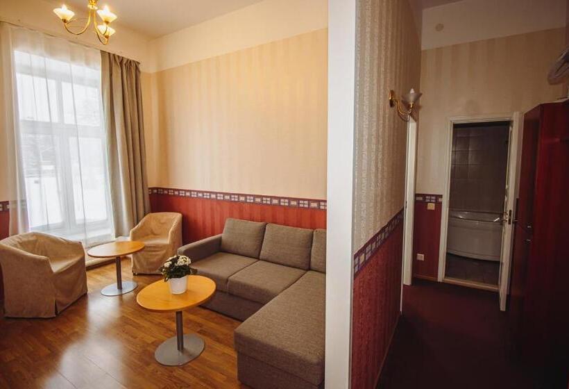 آپارتمان 1 خوابه با چشمانداز باغ, Promenaadi