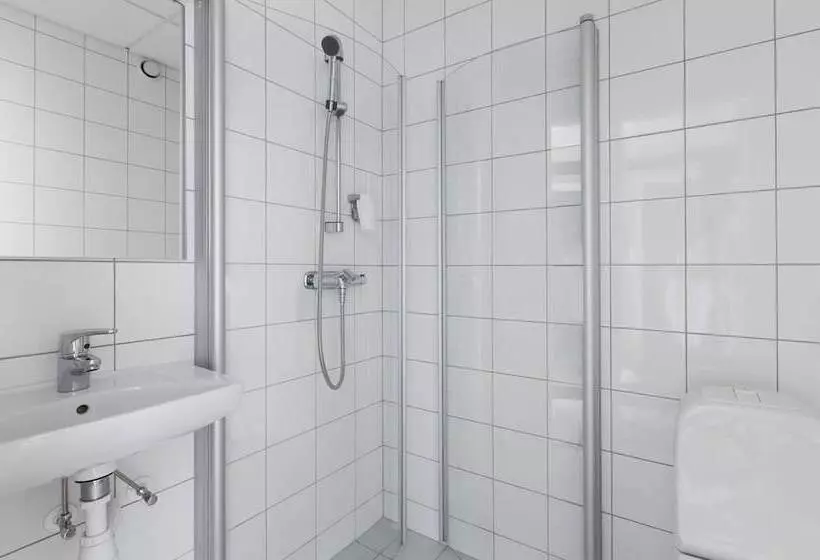اتاق استاندارد یک نفره, Quality Hotel Grand Kristiansund